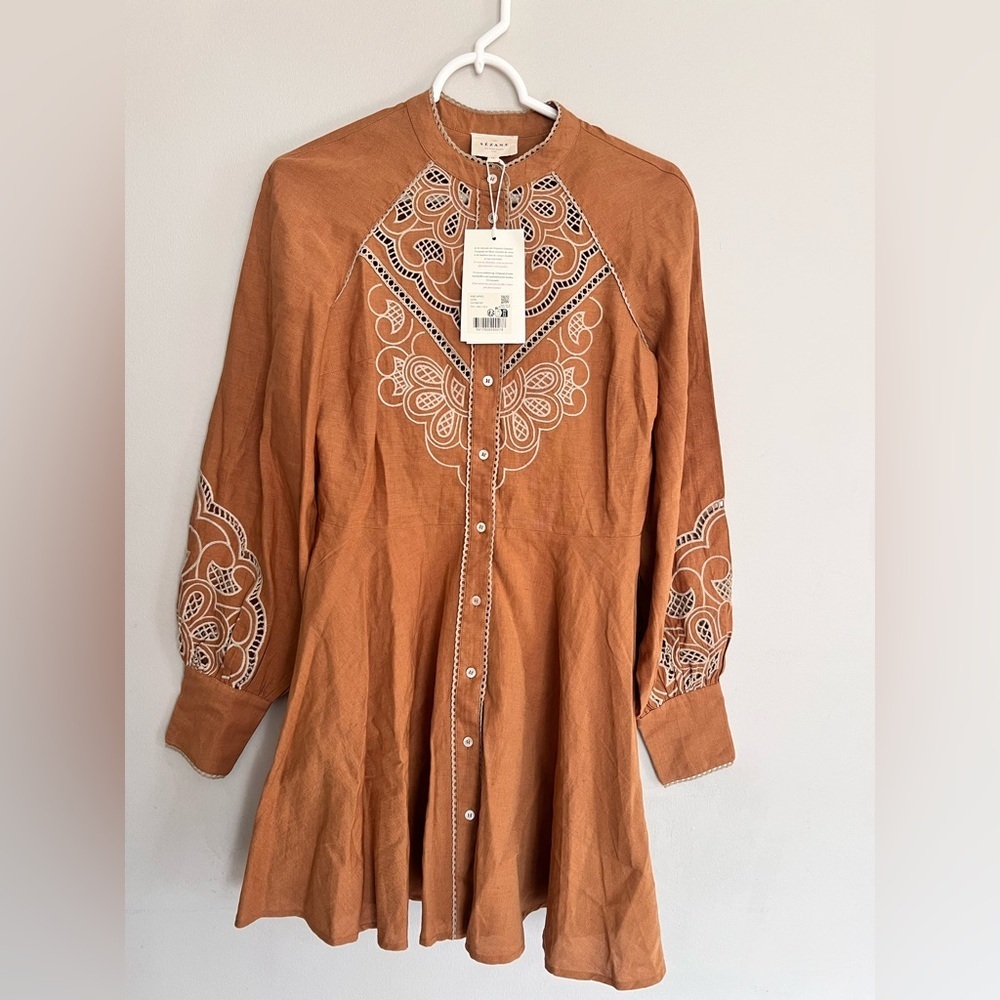 NWT Sezane Caprice Intricate Embroidery Linen Dress In Camel Size 34 - Picture 3 of 8